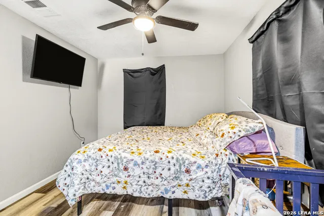 937 AVENUE K Poteet, TX 78065