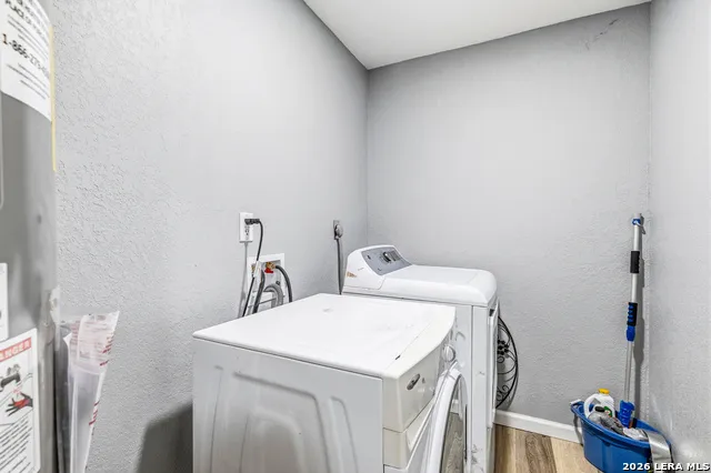 937 AVENUE K Poteet, TX 78065