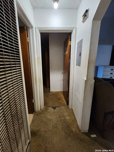 313 BEE ST San Antonio, TX 78208