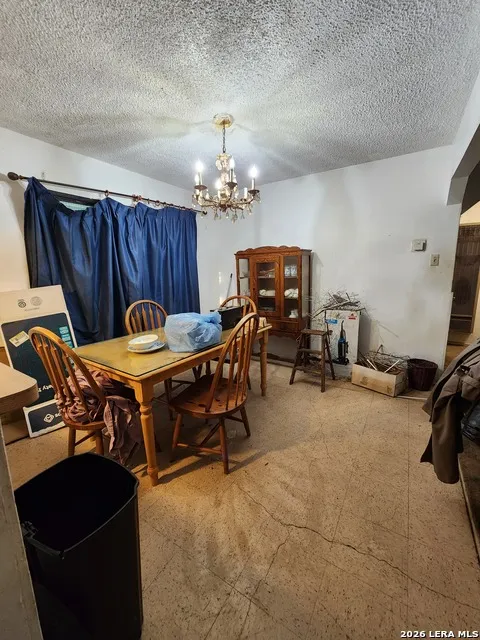 313 BEE ST San Antonio, TX 78208