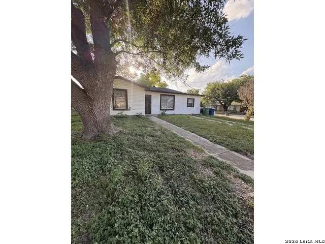 9923 EVENINGWAY DR San Antonio, TX 78233