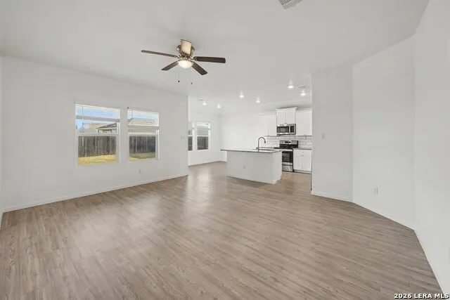 2708 IBERIA CT Seguin, TX 78155