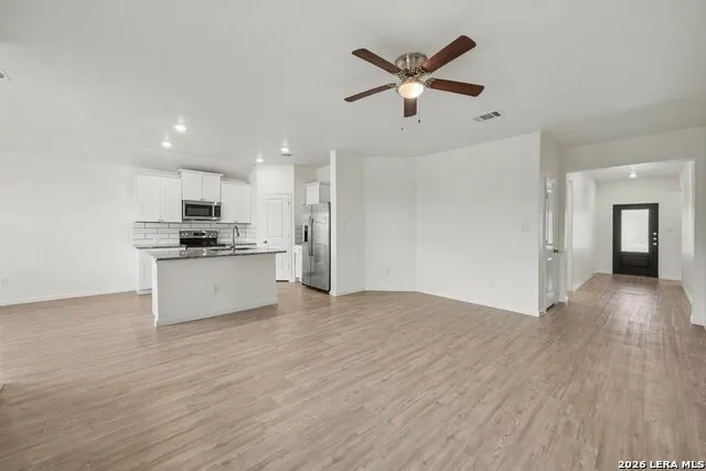 2708 IBERIA CT Seguin, TX 78155
