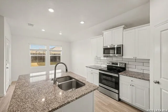 2708 IBERIA CT Seguin, TX 78155