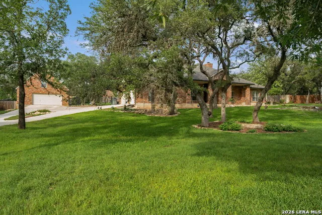 8639 RAINTREE WOODS DR Fair Oaks Ranch, TX 78015