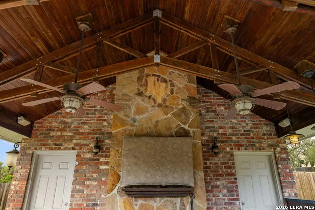 8639 RAINTREE WOODS DR Fair Oaks Ranch, TX 78015