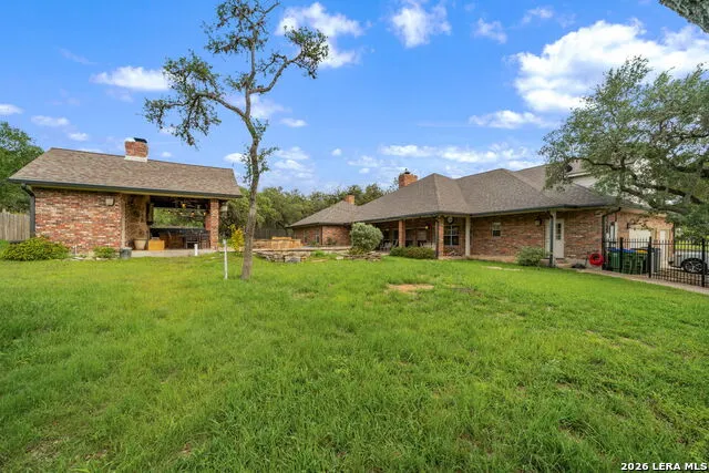 8639 RAINTREE WOODS DR Fair Oaks Ranch, TX 78015