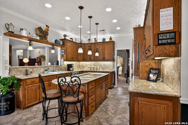 8639 RAINTREE WOODS DR Fair Oaks Ranch, TX 78015