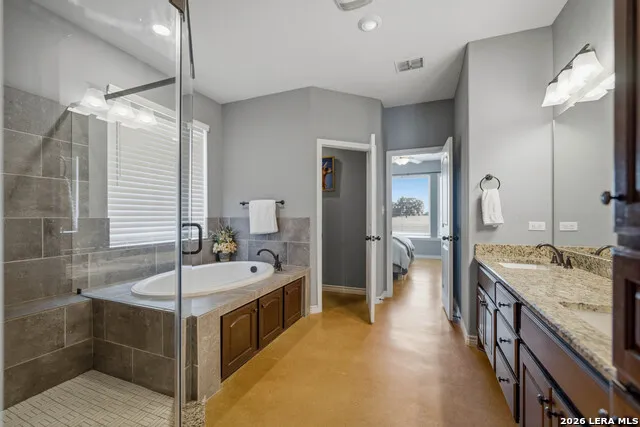 5476 County Road 427 Stockdale, TX 78160