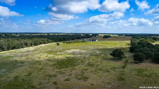 5476 County Road 427 Stockdale, TX 78160