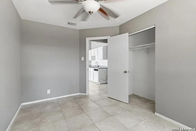 2823 CHERRY FIELD DR San Antonio, TX 78245