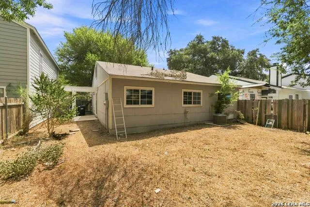 2823 CHERRY FIELD DR San Antonio, TX 78245