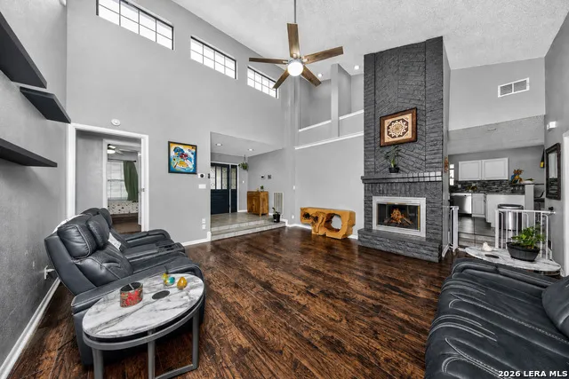13830 BROOK HOLLOW BLVD San Antonio, TX 78232