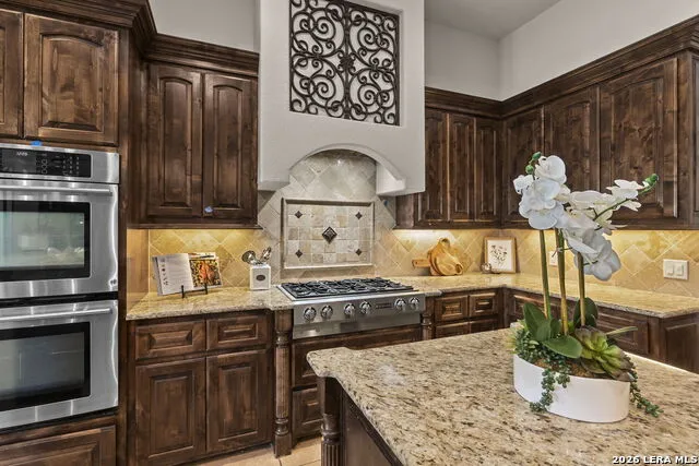 8518 Wild Trace Garden Ridge, TX 78266