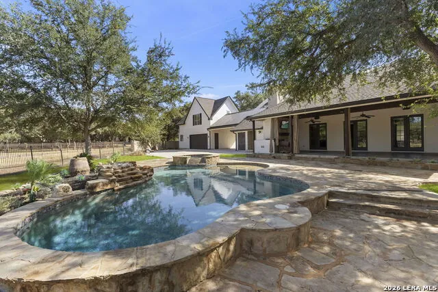 8518 Wild Trace Garden Ridge, TX 78266