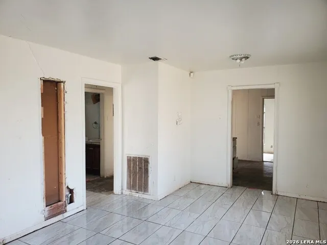 1742 Kendalia Ave San Antonio, TX 78224