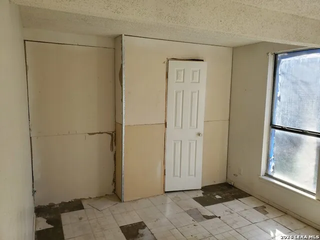 1742 Kendalia Ave San Antonio, TX 78224