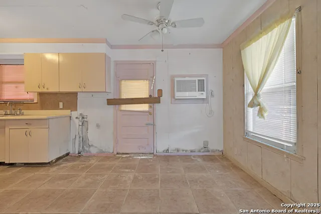 254 Banbridge Ave. San Antonio, TX 78223