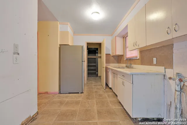 254 Banbridge Ave. San Antonio, TX 78223