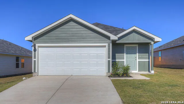 311 Wild Goose Dr Luling, TX 78648