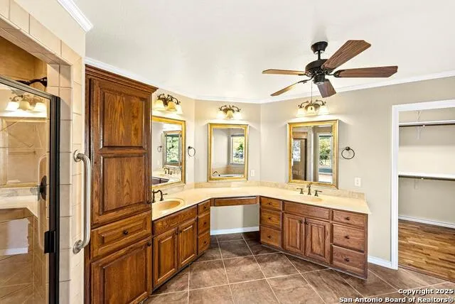 103 Cranbrook Court Ingram, TX 78025