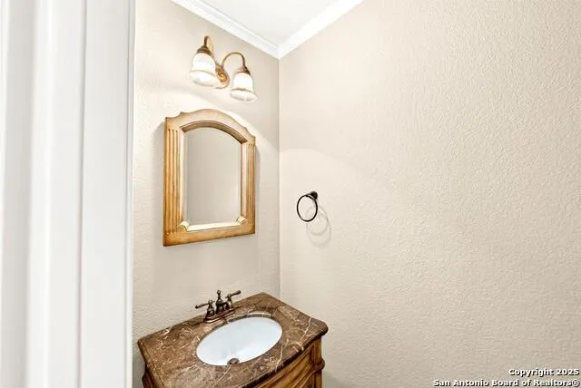 103 Cranbrook Court Ingram, TX 78025