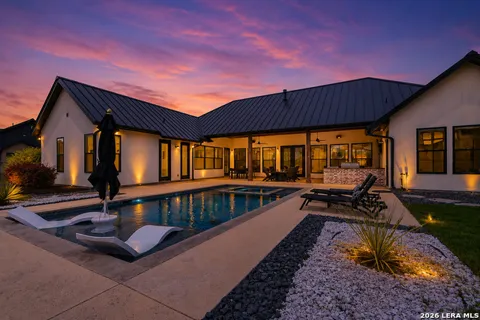 9843 Midsomer Place