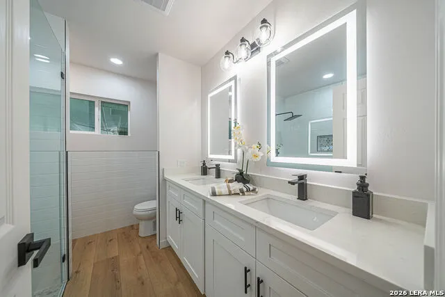 355 Donella Hollywood Park, TX 78232
