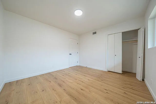 355 Donella Hollywood Park, TX 78232