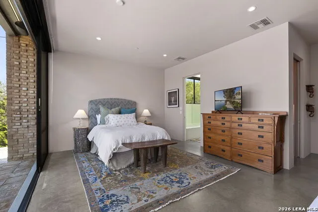 115 Seale Hill Comfort, TX 78013