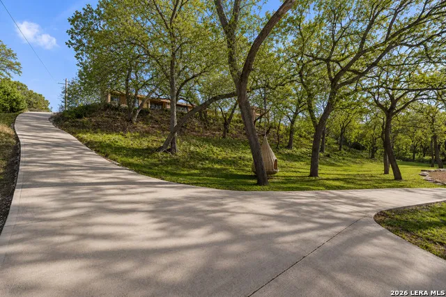 115 Seale Hill Comfort, TX 78013