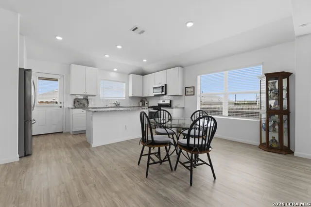 5793 Companion Loop Bulverde, TX 78163