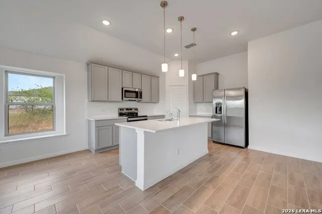 132 Greeley Drive Floresville, TX 78114