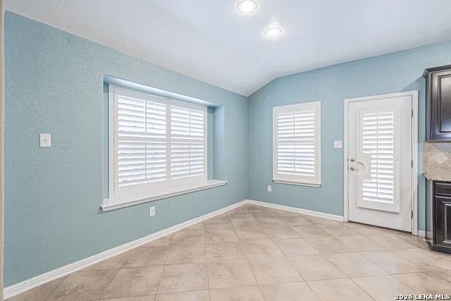 24760 BUCK CRK San Antonio, TX 78255