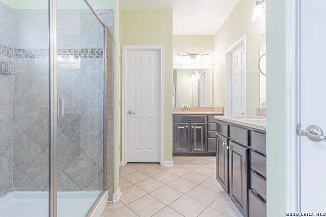 24760 BUCK CRK San Antonio, TX 78255