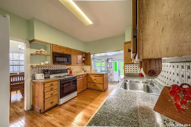281 W Mariposa San Antonio, TX 78212