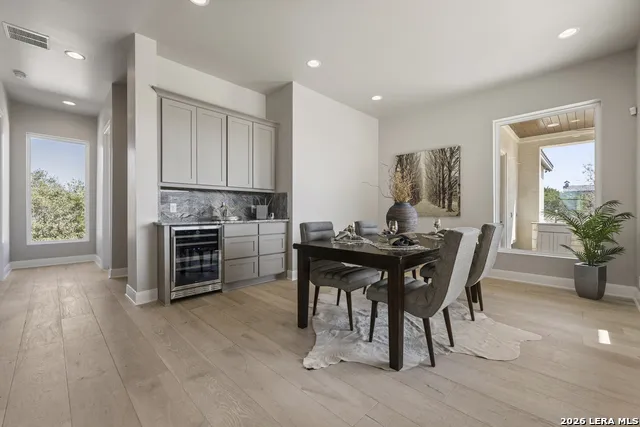 541 CANTERA RIDGE New Braunfels, TX 78132