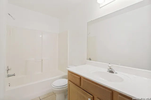 1129 Desert Gold Boerne, TX 78006