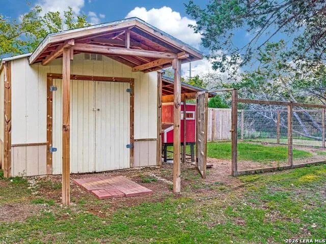 1129 Desert Gold Boerne, TX 78006