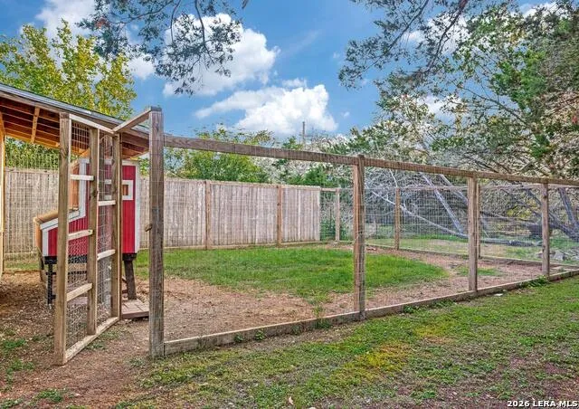 1129 Desert Gold Boerne, TX 78006