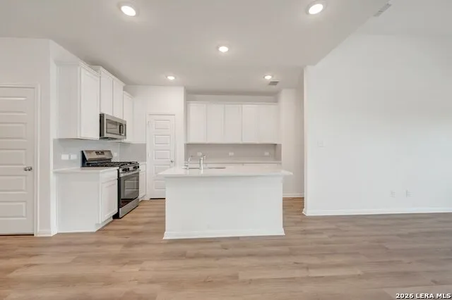6270 Desert Aloe San Antonio, TX 78245