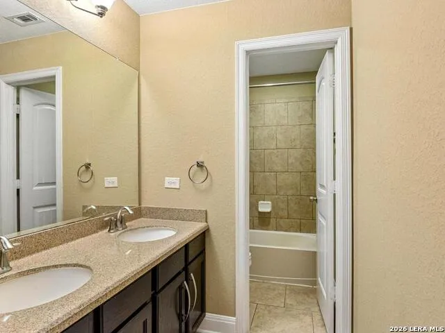 2949 Mistywood Ln Schertz, TX 78108