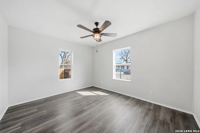 1325 W Mariposa San Antonio, TX 78201