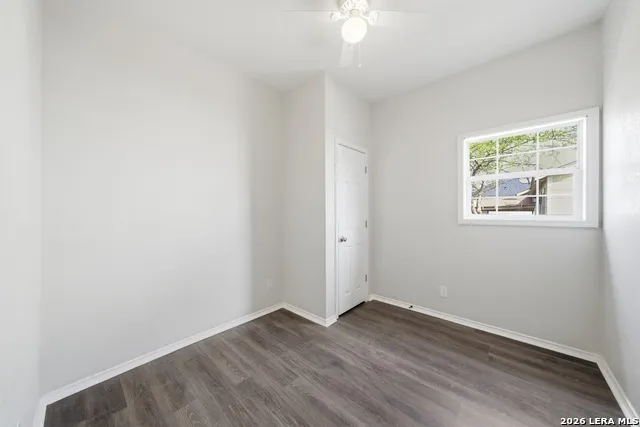 1325 W Mariposa San Antonio, TX 78201