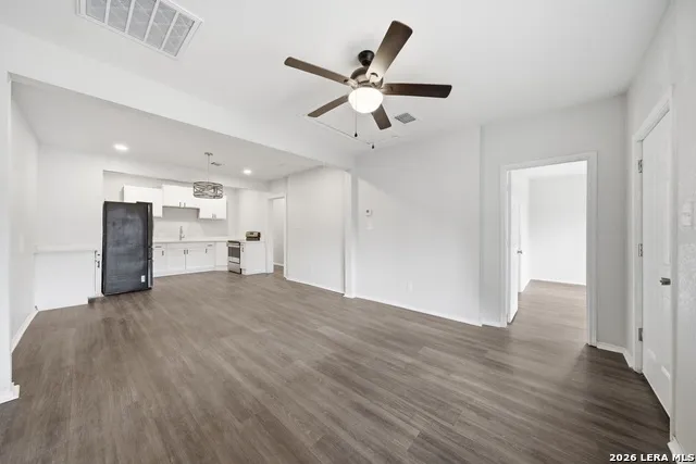 1325 W Mariposa San Antonio, TX 78201