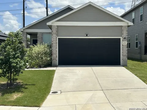 4918 Via Sonoma