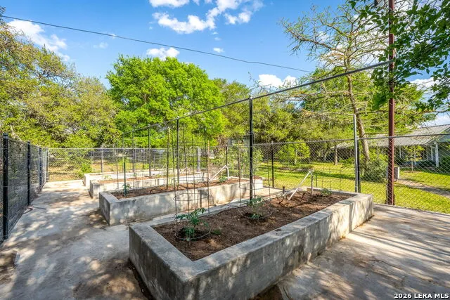 102 Adams Way Canyon Lake, TX 78133