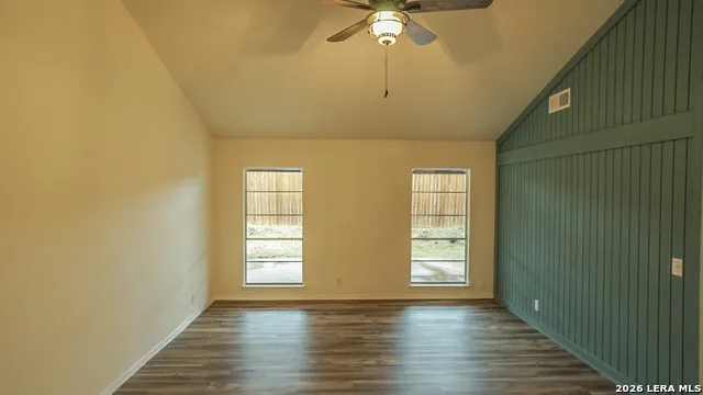 1306 S Ellison Dr San Antonio, TX 78245