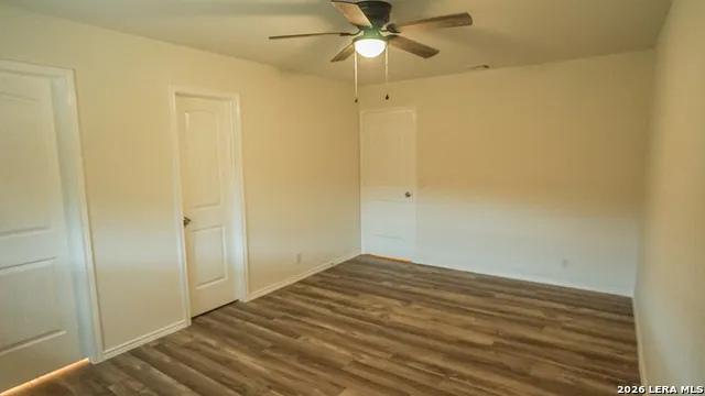 1306 S Ellison Dr San Antonio, TX 78245