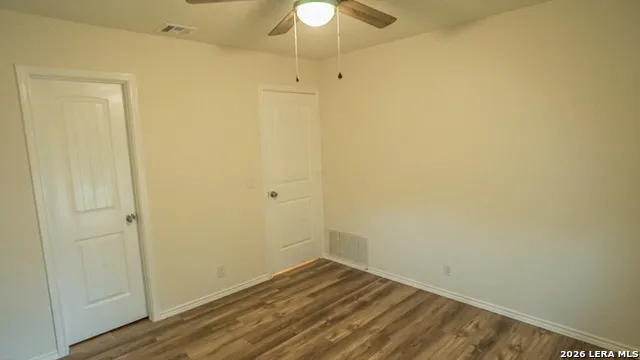 1306 S Ellison Dr San Antonio, TX 78245